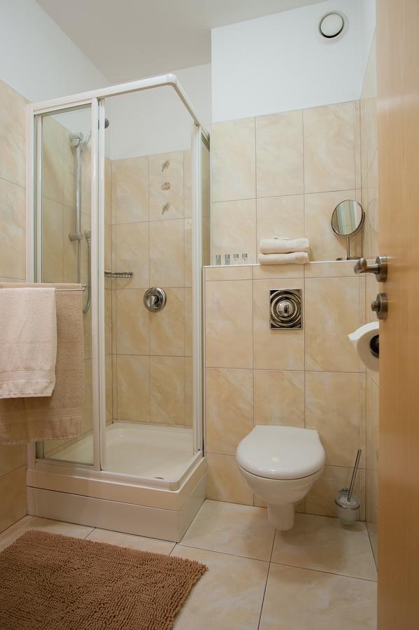 Apartmany Marco Shipping Ceske Budejovice Exterior photo