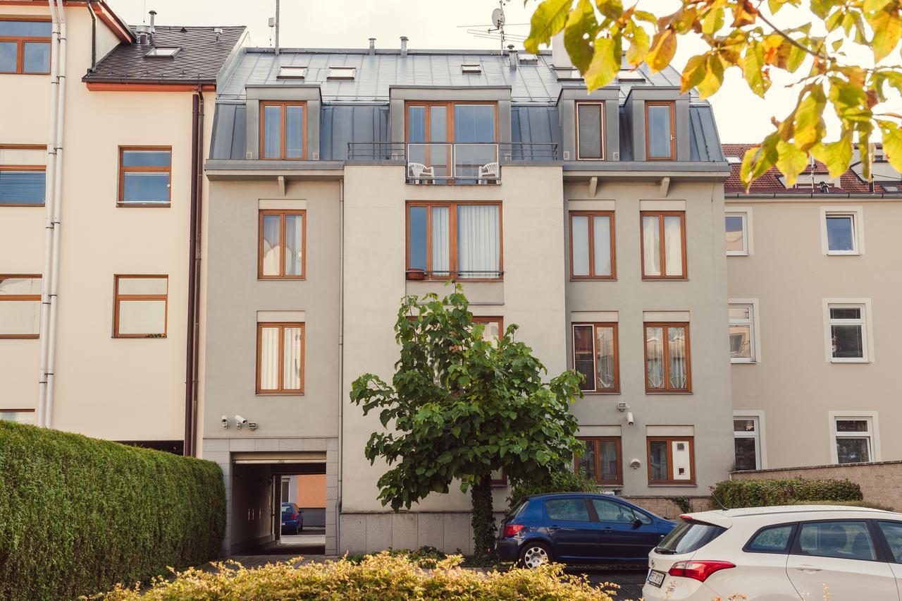 Apartmany Marco Shipping Ceske Budejovice Exterior photo
